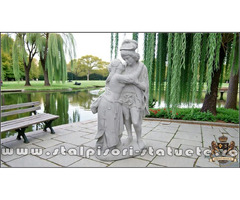 Statuetă Romeo și Julieta, alb marmorat, model S55.