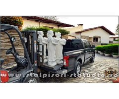 Statuetă domnița cu coșulețe, alb marmorat, model S67.