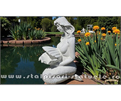 Statuetă sirenă cu scoică, alb marmorat, model S49.