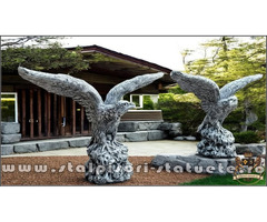 Set statuete vulturi pe stâncă, gri patinat, model S35.
