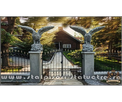 Set statuete vulturi pe stâncă, gri patinat, model S35.