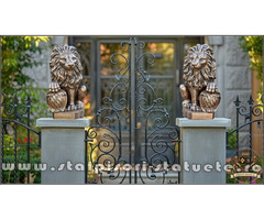 Set statuete lei cu blazon, arămiu patinat, model S2.