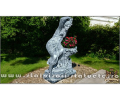 Statuetă jardinieră flori, gri patinat, model J12.