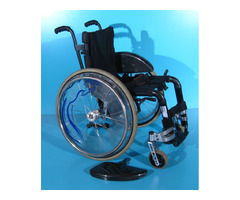 Scaun cu rotile activ din aluminiu  Kuschall / latime sezut 36 cm