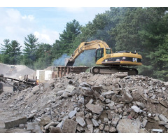 Demolari constructii diverse: case, blocuri, hale