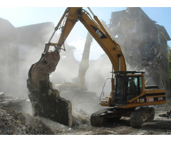 Demolam constructii diverse -case, hale, blocuri