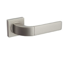 maner usa patrat Light
