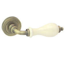 maner cu portelan Dream