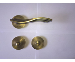 manere usi metalice River bronz