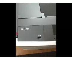 Imprimantă color