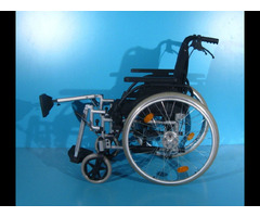 Scaun cu rotile handicap Breezy   sezut 41 cm