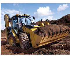 Inchiriez buldoexcavator cu atasamente diverse