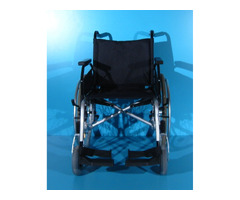 Scaun cu rotile  Drive / latime sezut 48 cm