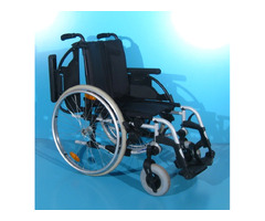 Scaun cu rotile din aluminiu  Breezy / latime sezut 43 cm