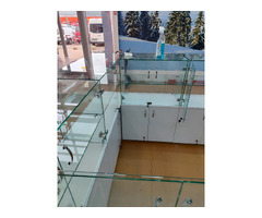 Rafturi, vitrine, tejghele, mobilier magazin