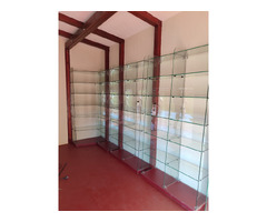 Rafturi, vitrine, tejghele, mobilier magazin - 9