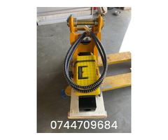 Picon hidraulic buldoexcavator oportunitate
