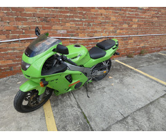 PIESE kawasaki zx 6 r