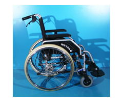 Scaun cu rotile  Meyra - latime sezut 43 cm - 4