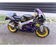 SUZUKI GSXR 600 ! stare FOARTE BUNA