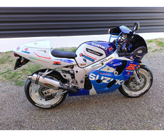 SUZUKI GSXR 600 ! ca NOU