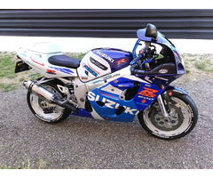 SUZUKI GSXR 600 ! ca NOU