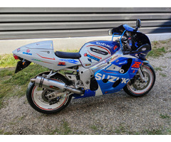 SUZUKI GSXR 600 ! ca NOU