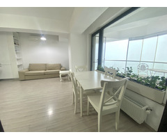 Particular, inchiriez spatiu , apartament cu vedere panoramica la Lacul Morii, 750 euro/ luna