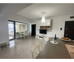 Particular, inchiriez spatiu , apartament cu vedere panoramica la Lacul Morii, 750 euro/ luna