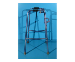 Cadru pentru mers din aluminiu - Invacare
