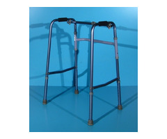Cadru pentru mers din aluminiu - Invacare