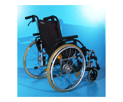 Scaun cu rotile handicap latime sezut 44 cm Breezy