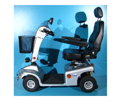 Scuter electric pentru batrani-Shoprider cu 6km/h