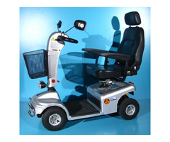 Scuter electric pentru batrani-Shoprider cu 6km/h