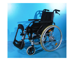 Scaun cu rotile Breezy - latime sezut 43 cm