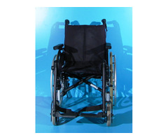 Scaun cu rotile Breezy - latime sezut 43 cm