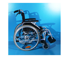 Scaun cu rotile din aluminiu  Drive - latime sezut 39 cm